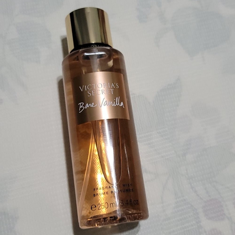 Victoria's Secret Bare Vanilla Mist